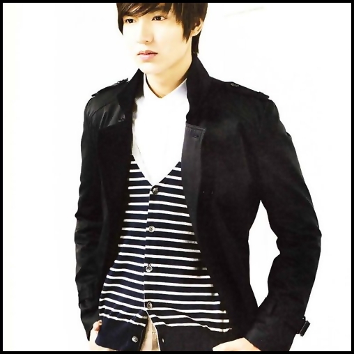 ~ Zau asa...[se ridica]...Ha Yul... - Oo Ha Yul I Room Oo