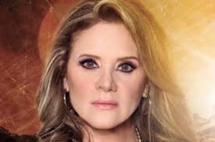 imagesCA4ONK8C - Erika Buenfil