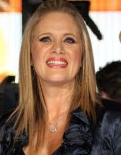 imagesCAYTVOWY - Erika Buenfil