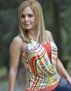 imagesCATLXLJ7 - Florencia de Saracho