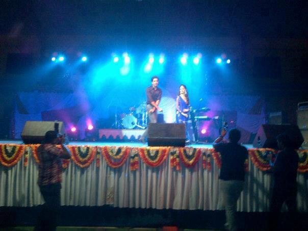 185360_410096559057311_1882199908_n