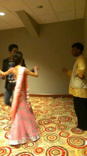 282057_410096795723954_996785107_n