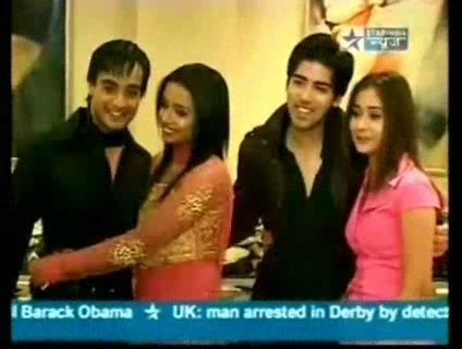 00_03_22 - Culoarea fericirii11