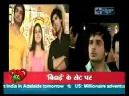 00_00_31 - Culoarea fericirii11