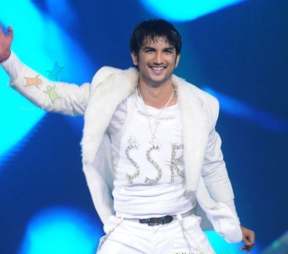 311151_194596413945075_1584207116_n