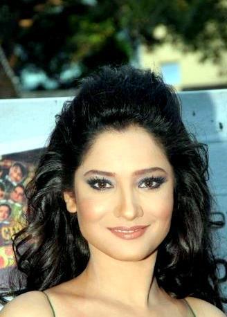 408431_334919269868415_553422512_n - Ankita Lokhande 2