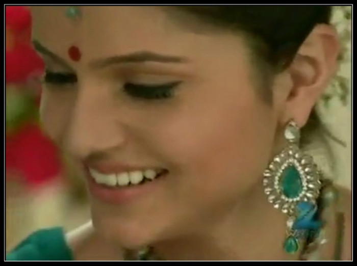 24-tile - RUBINA DILAIK NEW 5