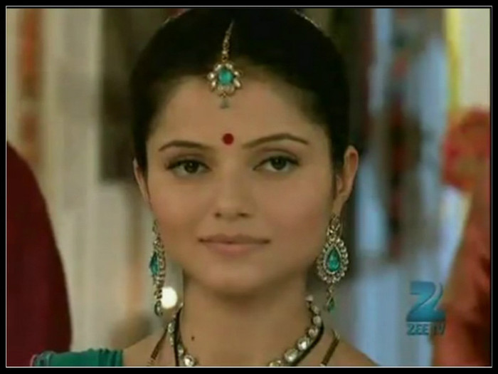 26-tile - RUBINA DILAIK NEW 5
