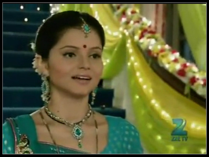 27-tile - RUBINA DILAIK NEW 5