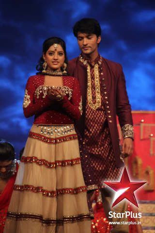 255501_361451057267727_1420709972_n - xxDiya Aur Baati Hum-Destine implinitexx