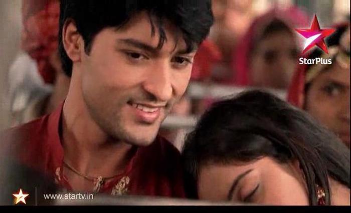 419488_361444540601712_370867397_n - xxDiya Aur Baati Hum-Destine implinitexx