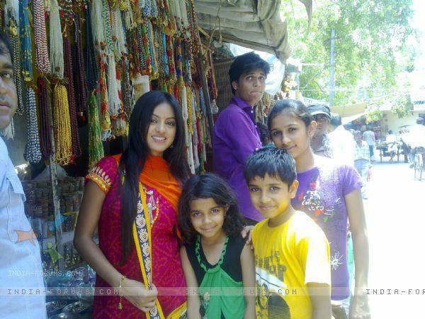 486646_361443790601787_1682193790_n - xxDiya Aur Baati Hum-Destine implinitexx
