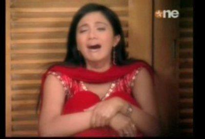 320491_261382343976761_1165310226_n - xxShilpa cryingxx