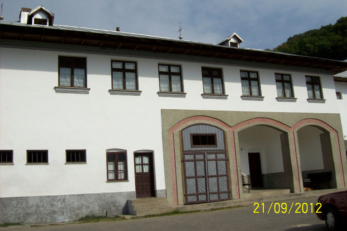 100_9332