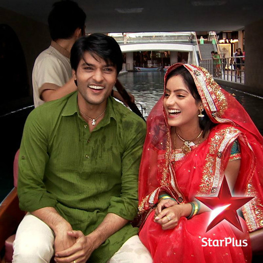 481910_10151151123252868_1135452787_n - Sooraj and Sandhya