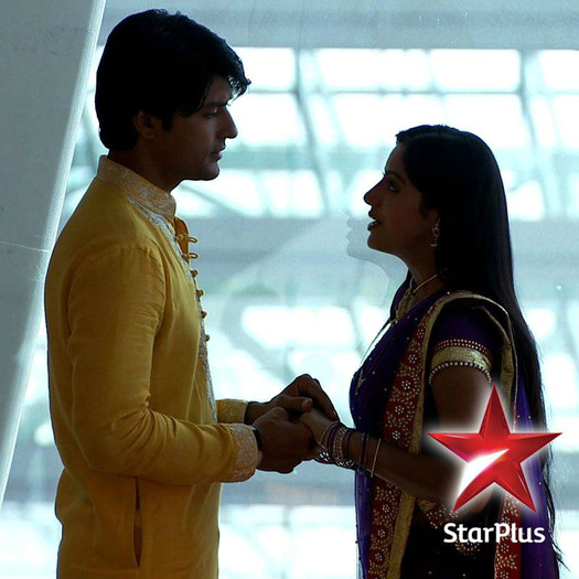 578705_10151151123457868_716626643_n - Sooraj and Sandhya