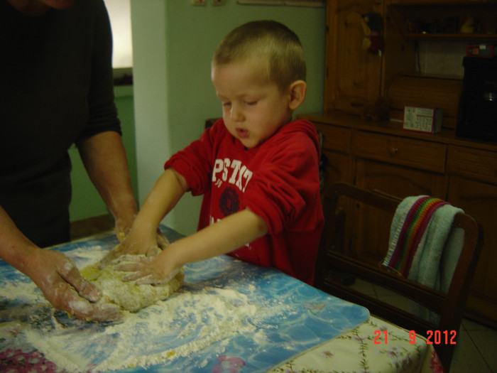 Picture 712 - 0-HORIA la bunici