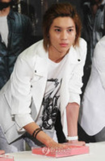:X:x:X - l -   l  TaeMin