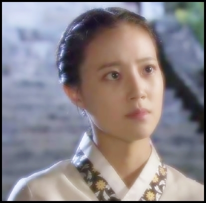 Pentru una ca mine, ha? :-w Ai zis`o...de parca as fii cine stie ce gisaeng....:-w :-L - Obsession of Power-Episodul 2