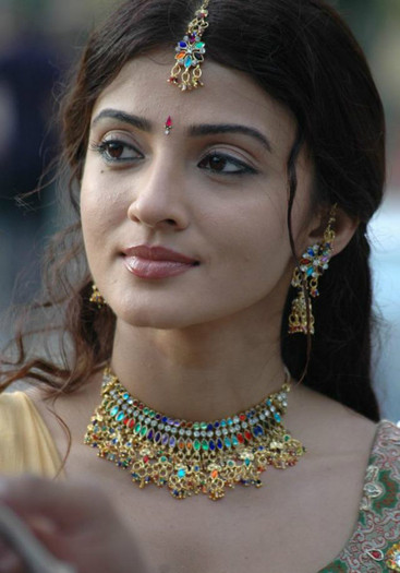 297325_157509957677350_100002550399849_274085_232267396_n