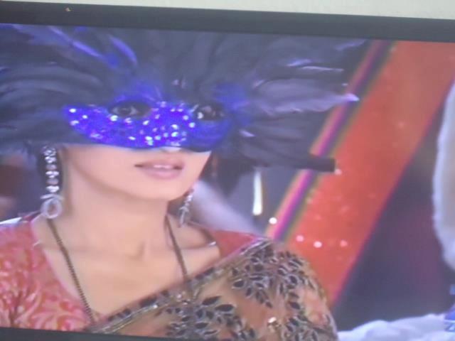 564543_125590140905656_328670619_n