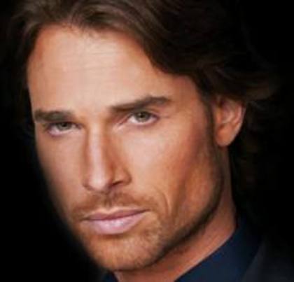 imagesCAR89BRH - Sebastian Rulli