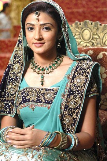 tumblr_lticevbaMc1qjr9yjo1_400