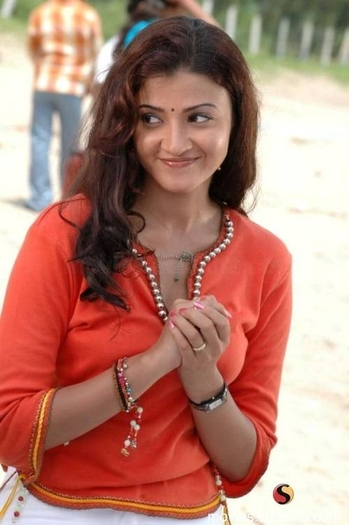 suhasi-goradia-96