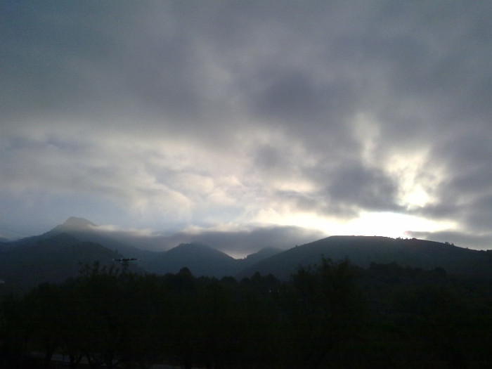 230920124374 - A3 in fuga masini-cer si pamant