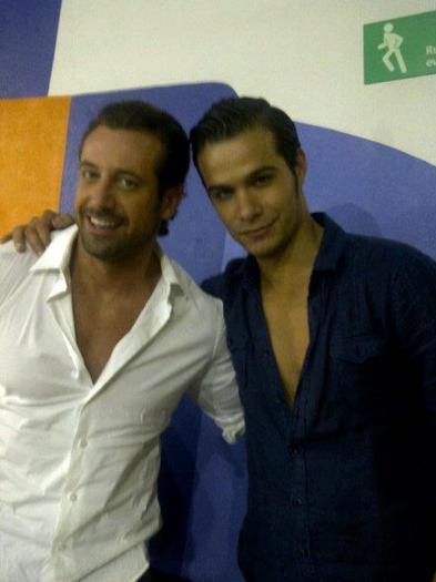 6765212487_321539687_n