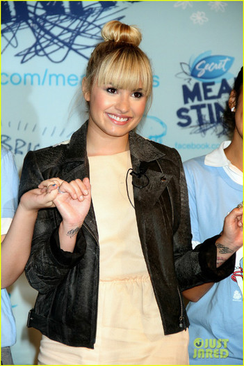 demi-lovato-mean-sticks-ambassador-02