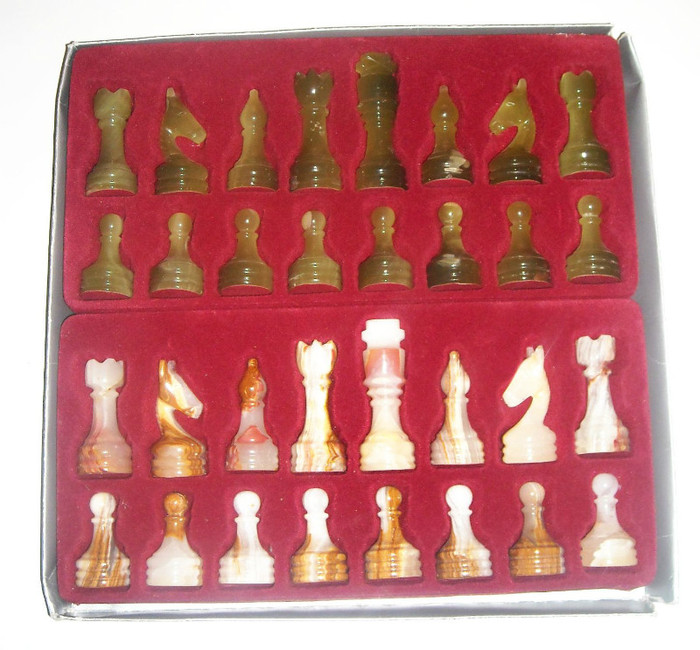 Piese vechi de jad rar = 275 de lei