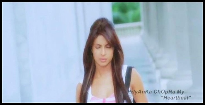 303337_281674588593371_488611917_n