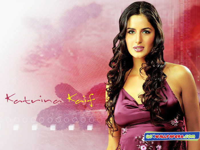 kat080610 - Katrina Kaif