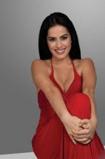 images4 - Danna Garcia