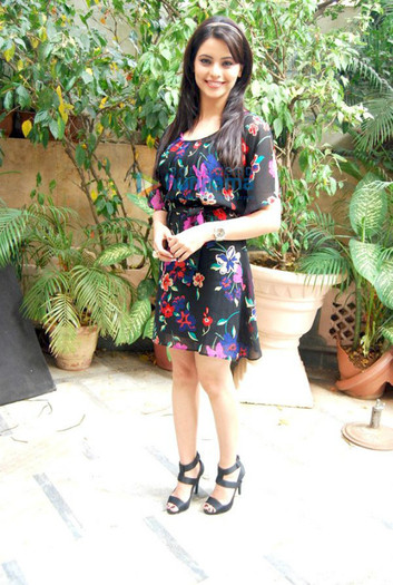 still10 - Aamna Sharif