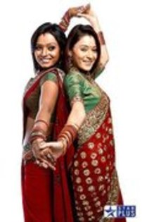  - Sara And Parul Chauhan photoshoot at star parivaar awards 2010