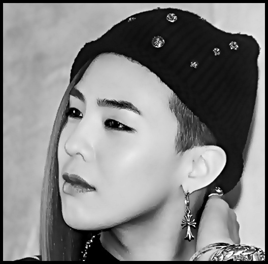 •. Ce spui..sa ma mut la voi?:D Sau..nu prea sunt binevenit? :))