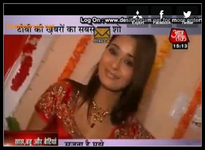 6-tile - SARA KHAN NEW PIC 3