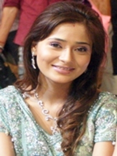 Sara Khan