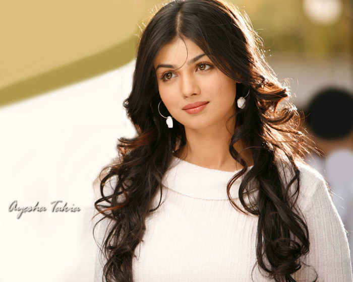  - Ayesha Takia