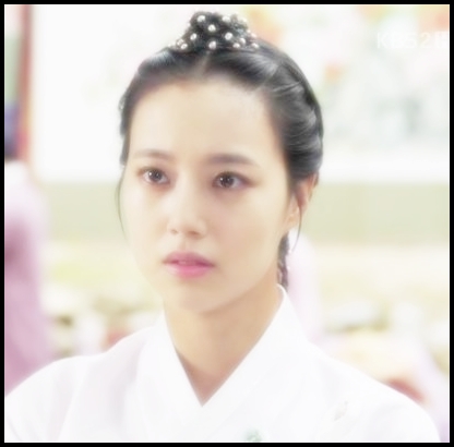 Hyun-joon? Asasin? :| El nu e in stare sa tina o sabie in mana...dar sa fie asasin? 8-| - Obsession of Power-Episodul 6