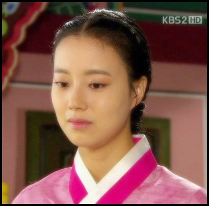 Uff...ce incapatanata..:-L [da sa plece si da peste Hyun-joon] {crunta soarta >.<} - Obsession of Power-Episodul 6