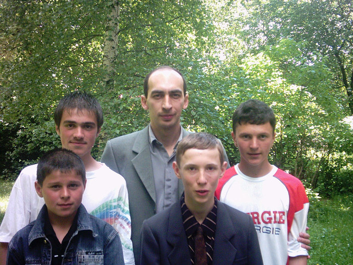 PHOT0026 - absolventi 2006