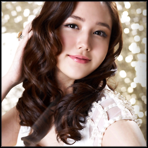 ~> I`ve fallen for you- i can`t get out...everyone is afflicted by you- la la la la like me