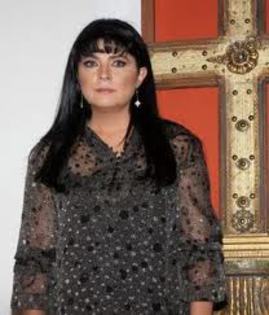 imagesCA6ZQJT4 - Victoria Ruffo