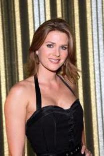 imagesCAEUW2HY - Sonya Smith