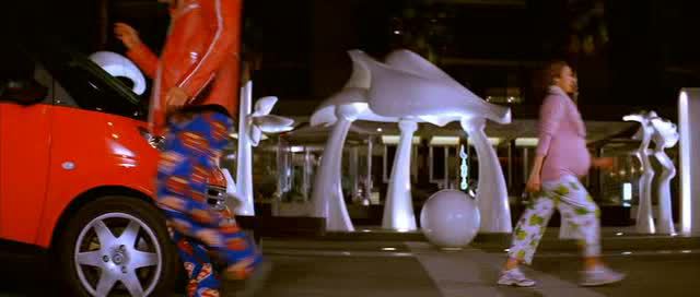 vlcsnap-00076 - Whats Going On