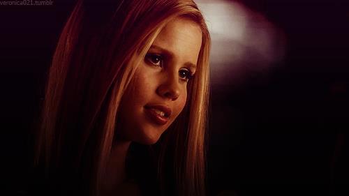 E singura chestie care o stie perfect :)) #Elena - Episode - 01