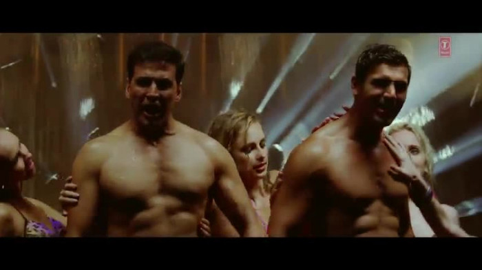 vlcsnap-00238 - Make Some Noise - Desi Boyz
